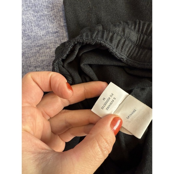 Vuori Villa Cargo Joggers Black Sz Medium women's - Picture 11 of 14